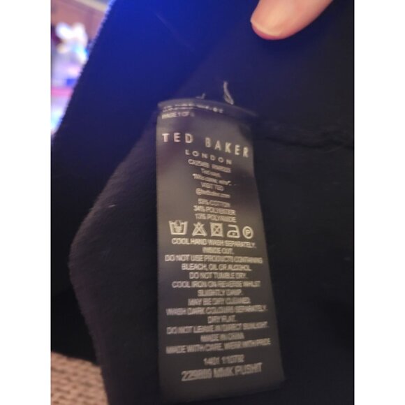 Ted Baker Mens Red Black Striped Sweater size XL Apres Ski designer Preppy - Picture 6 of 8